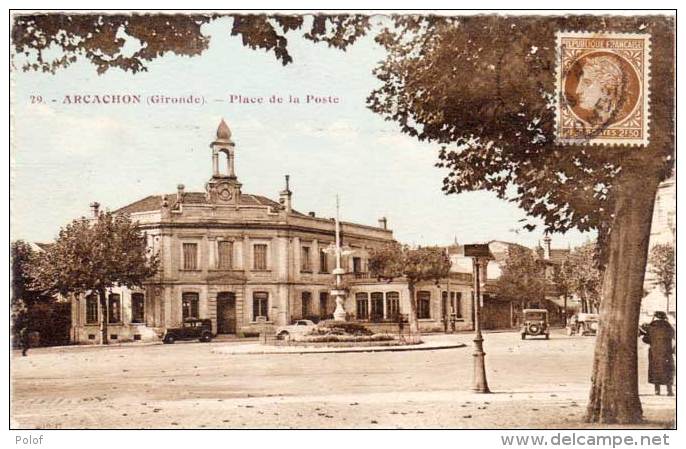 ARCACHON - Place De La Poste    (60577) - Arcachon