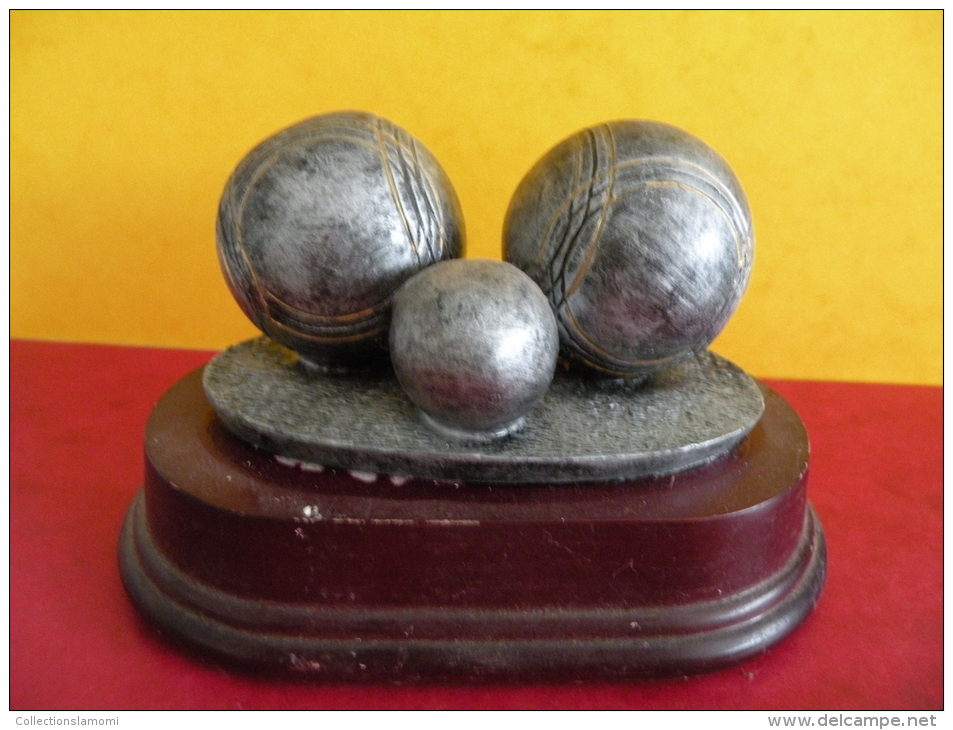 Trophée De Pétanque, Sculpture De 9 Cm Ht -Trophy Bowls, Sculpture 9 Cm Ht - Bowls - Pétanque