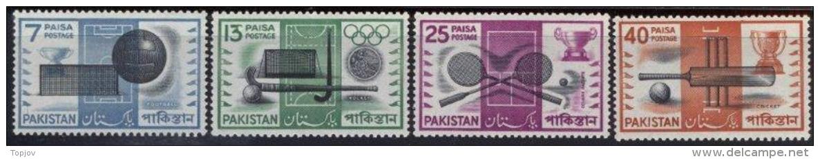 PAKISTAN  -   SPORT - BOOTBALL - CRICKET - SQUASH -    -   MNH** - 1962 - Rasenhockey