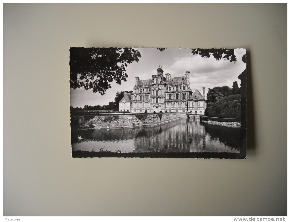 EURE BEAUMESNIL LE CHATEAU DU XVII Eme SIECLE CLASSE MONUMENT HISTORIQUE LA MAISON DES CYGNES - Beaumesnil