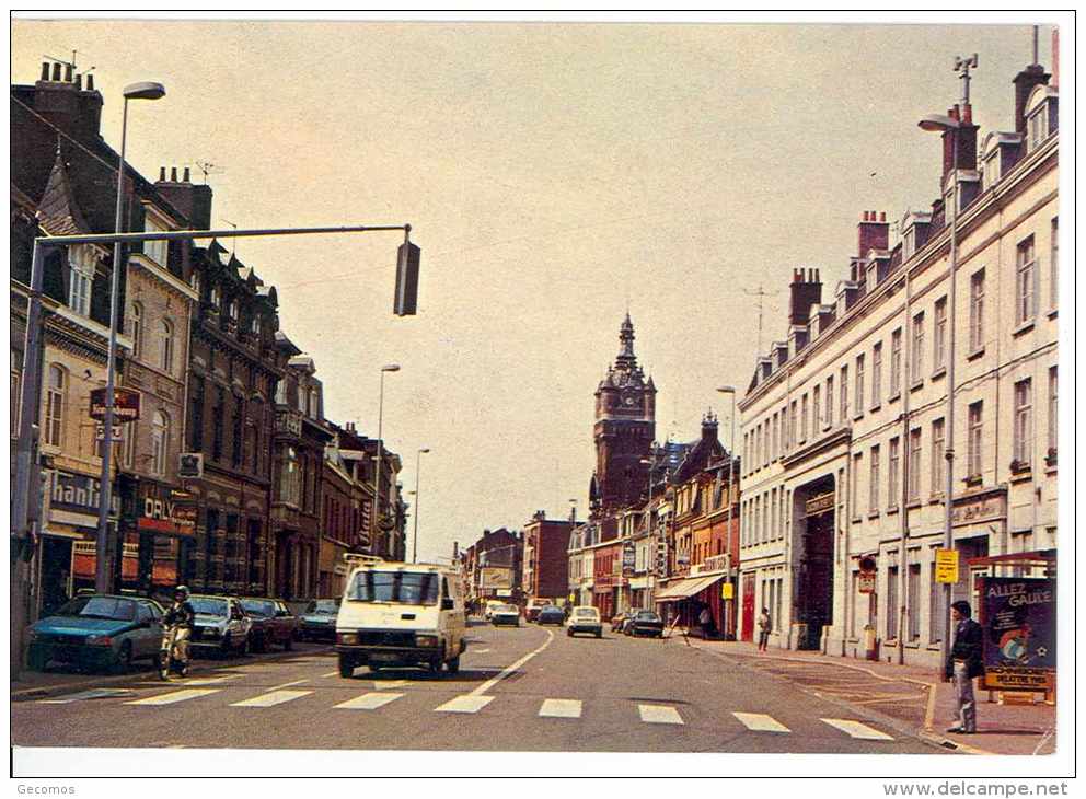 59 - LOOS - Rue Maréchal Foch (automobiles...commerces) - Loos Les Lille