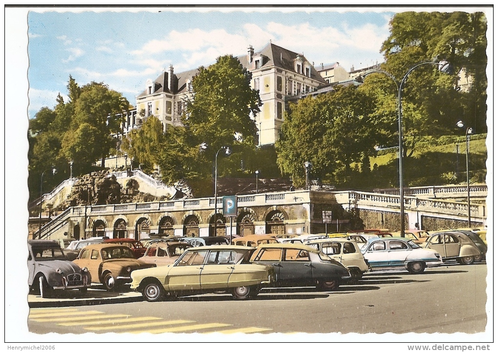 Loire - 42 - St Saint étienne  Parking Place Des Ursules école Des Beaux Arts  Voitures 2cv Ds Citroen .. - Saint Etienne