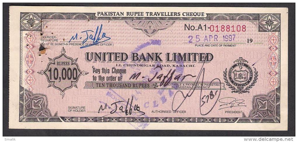 PAKISTAN 10000 RUPEE TRAVELLERS CHEQUE UNITED BANK LIMITED 1997 - Bank & Insurance