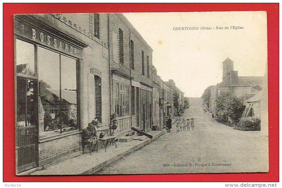 Orne - COURTOMER - Rue De L´Église - Courtomer