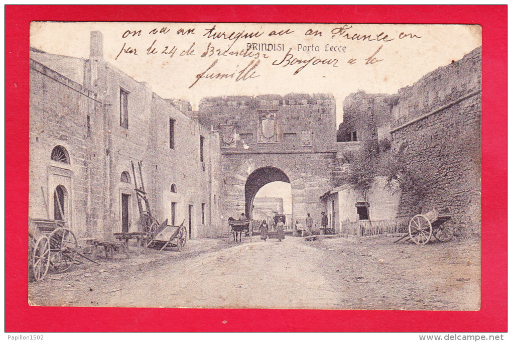 E-Italie-471A02  BRINDISI, Porta Lecce, Cpa - Brindisi