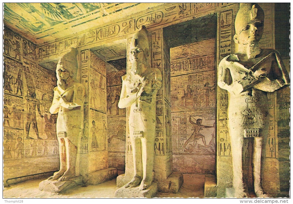 ABU SIMBEL - Hypostyle Hall In The Great Temple, Salle Des Piliers Dans Le Grand Temple - Circulée En 1975, 2 Scans - Temples D'Abou Simbel