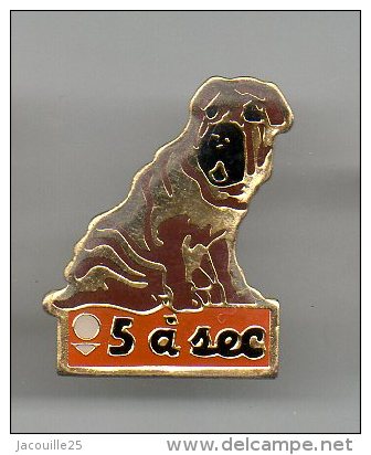 PINS PIN'S ANIMAL CHIEN DE CHASSE 5 A SEC PRESSING EPOXY - Animaux