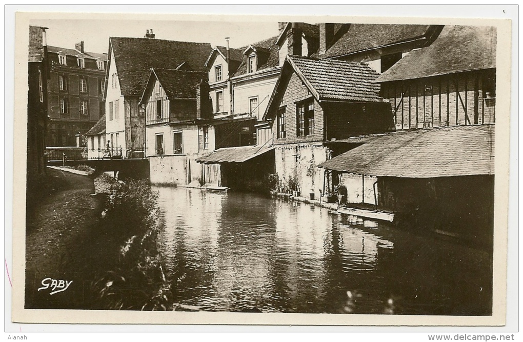 BERNAY Vieilles Maisons Sur La Charentonne (Gaby) Eure (27) - Bernay