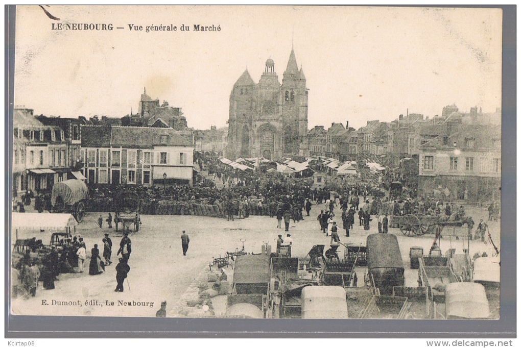 LE NEUBOURG .Vue Générale Du Marché . - Le Neubourg