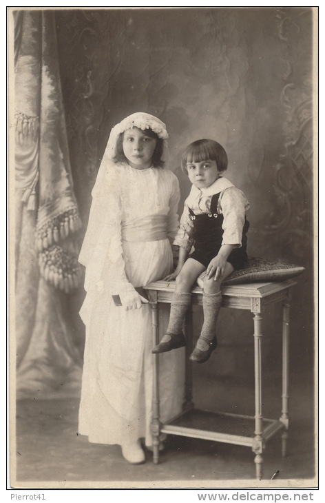 ENFANTS - COMMUNION - Carte Photo Portrait Fillette Communiante Réalisé Par P. VERMONT à HAUBOURDIN - Haubourdin