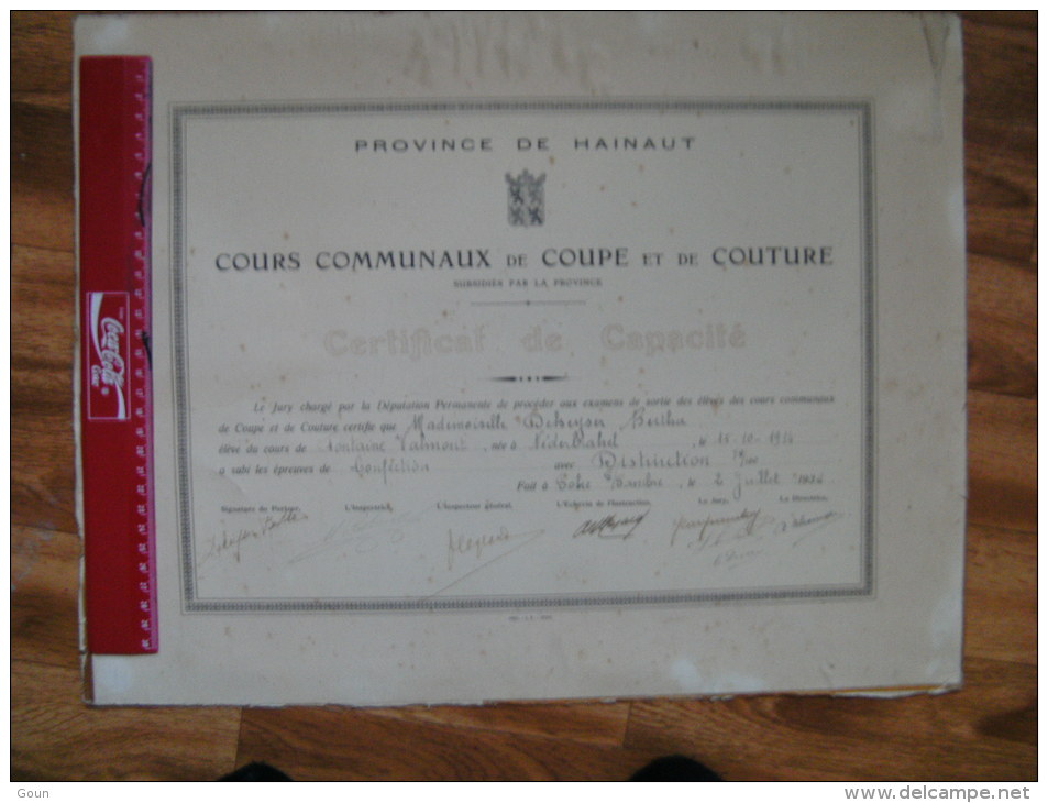 CB2 Certificat Cours Communaux Melle Dekeyzer à Fontaine Valmont 1932 Née à Nederbrakel Fait à Solre Sur Sambre 45cmx36c - Diplomas Y Calificaciones Escolares