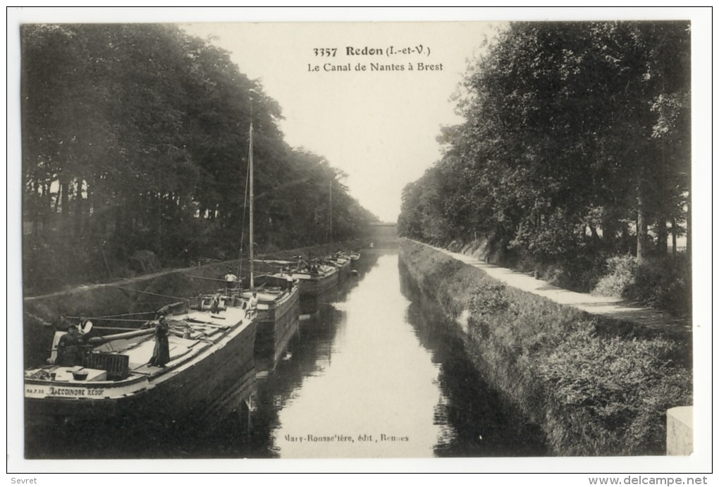 REDON. -  Le Canal De Nantes à Brest. - Péniches 1er Plan - Redon