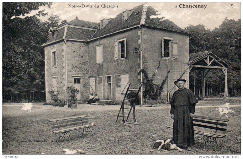 - CPA  - 52 - CHANCENAY - Mr. Le Curé Devant Notre-Dame Du Chesnois - Quelques Petites éraflures Sur La Carte - 424 - Other & Unclassified