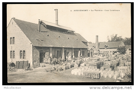 90 ROUGEMONT LE CHATEAU / La Verrerie, Cour Intérieure / - Rougemont-le-Château