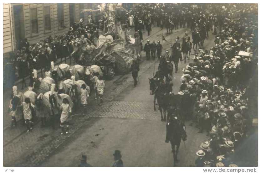 Bruxelles -  Ensemble De 10 Cartes-photo Du Cortège "Fête De L´Indépandance Belge" - Festivals, Events