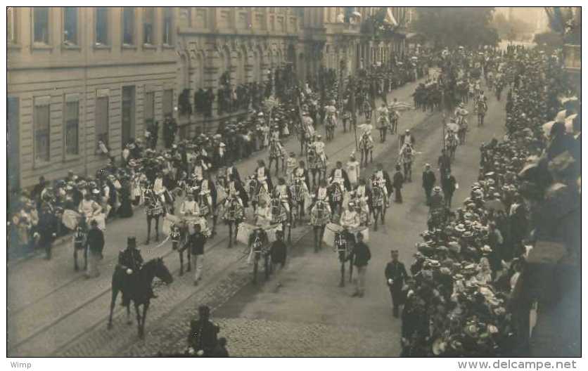 Bruxelles -  Ensemble de 10 cartes-photo du cortège "Fête de l´Indépandance Belge"