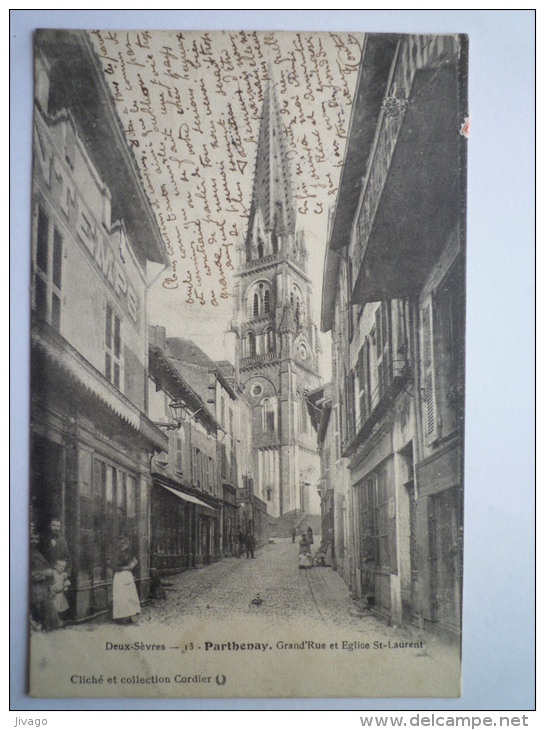 PARTHENAY  (Deux-Sèvres)  :  Grand'Rue Et  Eglise  St-LAURENT - Rohan