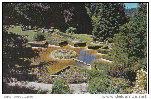 Canada Victoria Star Pond Butchart Gardens - Victoria