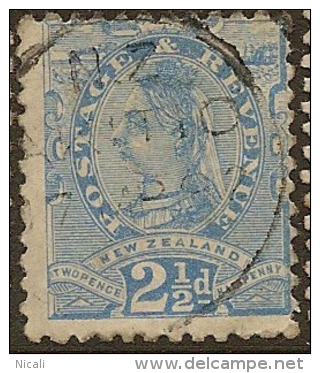 NZ 1882 2 1/2d Blue QV Pmk Akitio SG 197 U YX86 - Usados