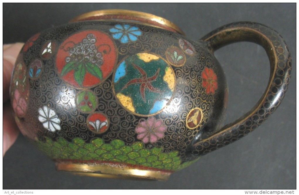 Intéressante Théière chinoise en émaux cloisonnés d’époque XIXè siècle