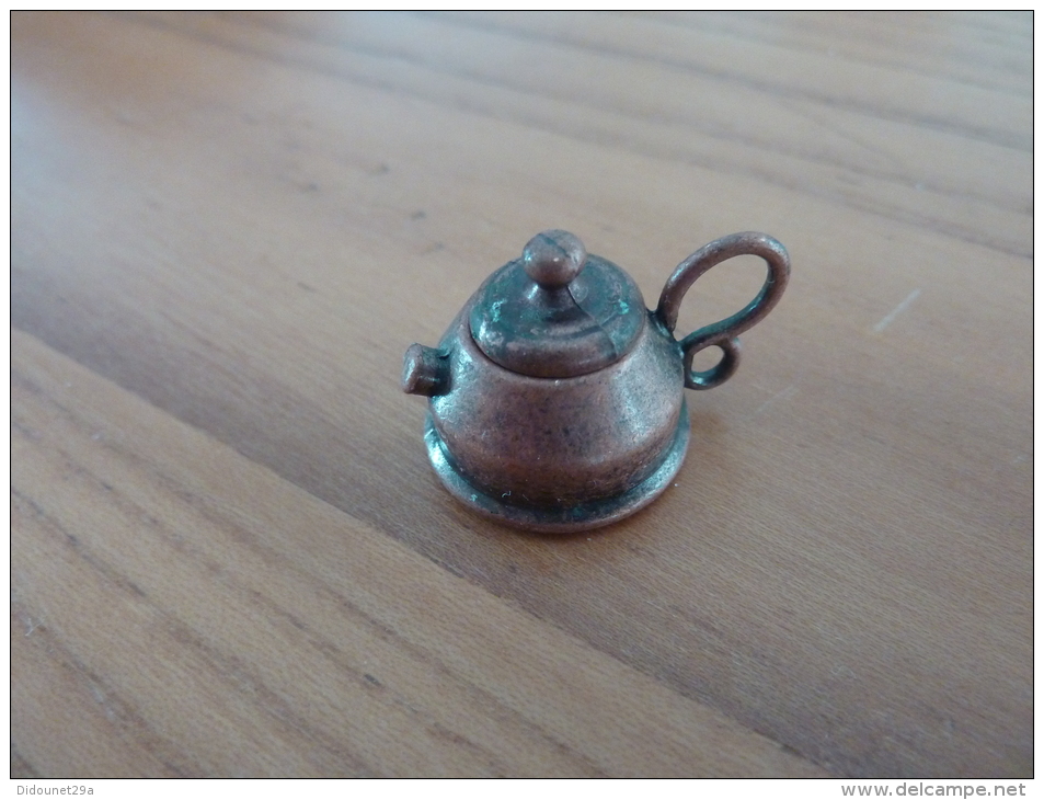 Bouilloire Miniature Cuivre (diam 30mm, H : 25mm) Avec Couvercle (voir Scan) - Hausrat