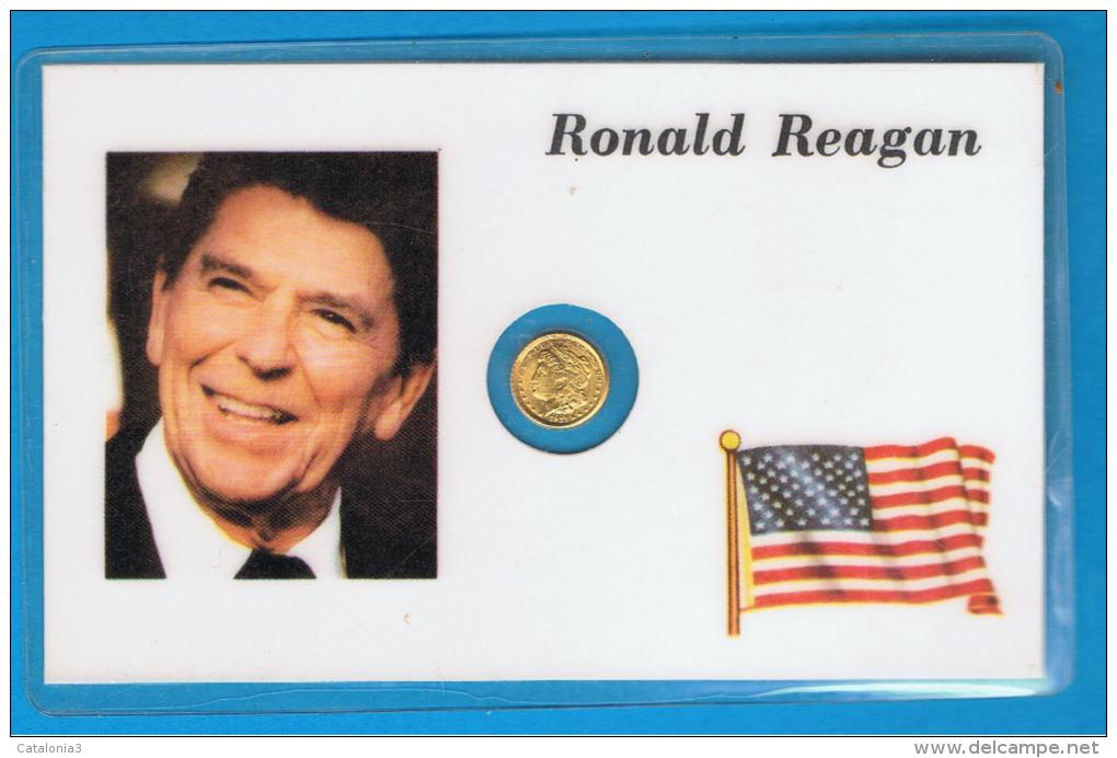 Ronald  Reagan - Medallita Dorada En Ficha Plastificada - Monarchia/ Nobiltà
