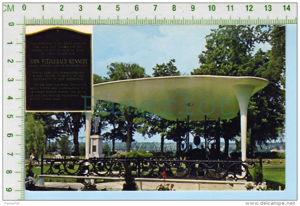 Fredericton  ( The Memorial John Fitzgerald Kennedy ) Post Card Carte Postale 2 Scans - Fredericton