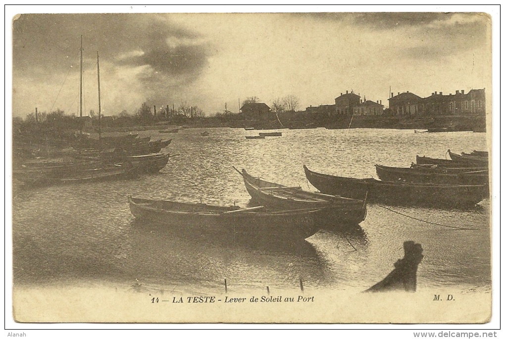 LA TESTE Lever De Soleil Au Port (Delboy) Gironde (33) - Autres & Non Classés