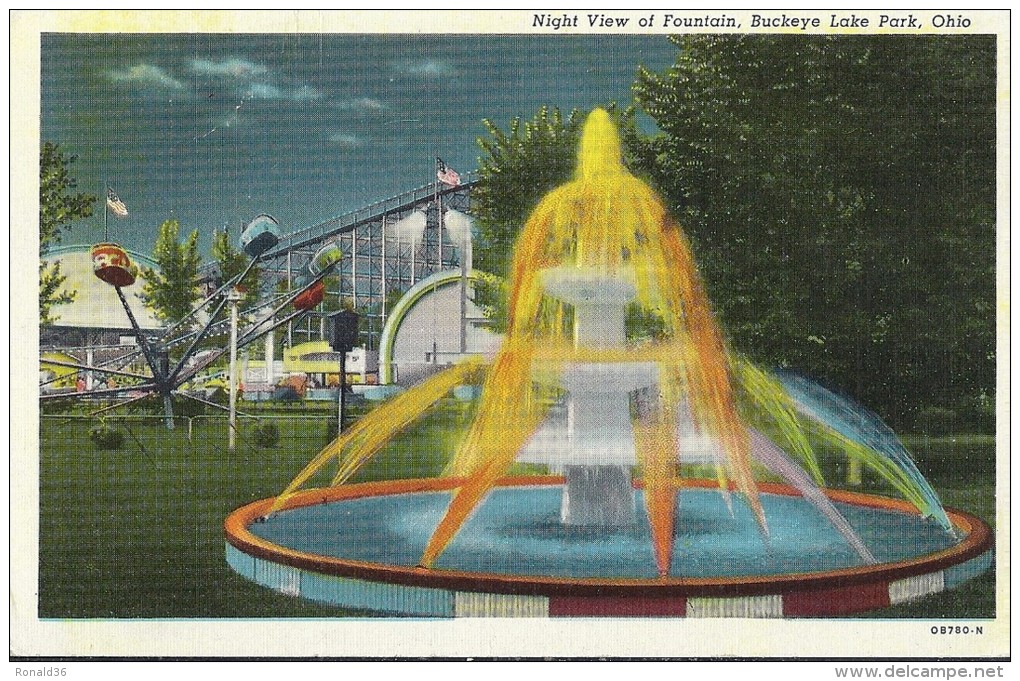 Cp Amérique Du Nord  USA OH Ohio Night View Of Fountain BUCKEYE LAKE PARK  Parc D'attraction Manège Forain Super 8 Tir - Other & Unclassified