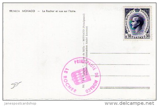 REAL PHOTO POSTCARD - MONACO - Le Rocher Et Vue Sur L'italie - With Mounted Mint Rainier III 0.30 Stamp - Tarjetas Panorámicas