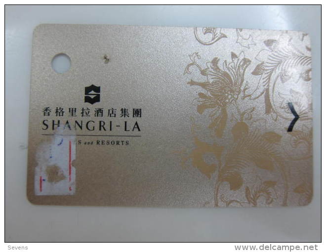 China Hotel Key Card,Shangri-La Hotels And Resorts,with A Punched Hole - Sin Clasificación