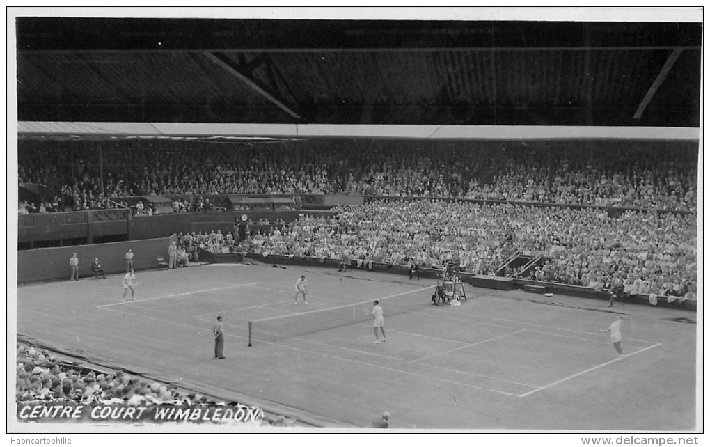 Wimbledon : Tennis Court Central , Theme Sport - London Suburbs