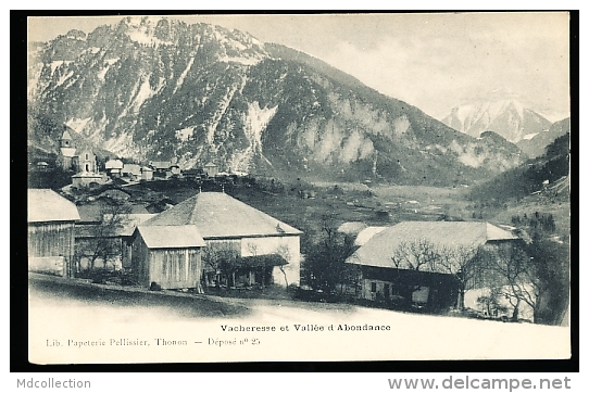 74 VACHERESSE / Vue Générale Et Vallée D'Abondance / - Vacheresse