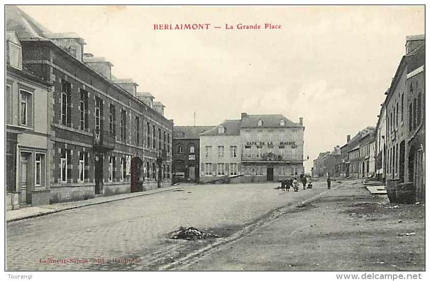 Sept13 189 : Berlaimont  -  Grande Place - Berlaimont