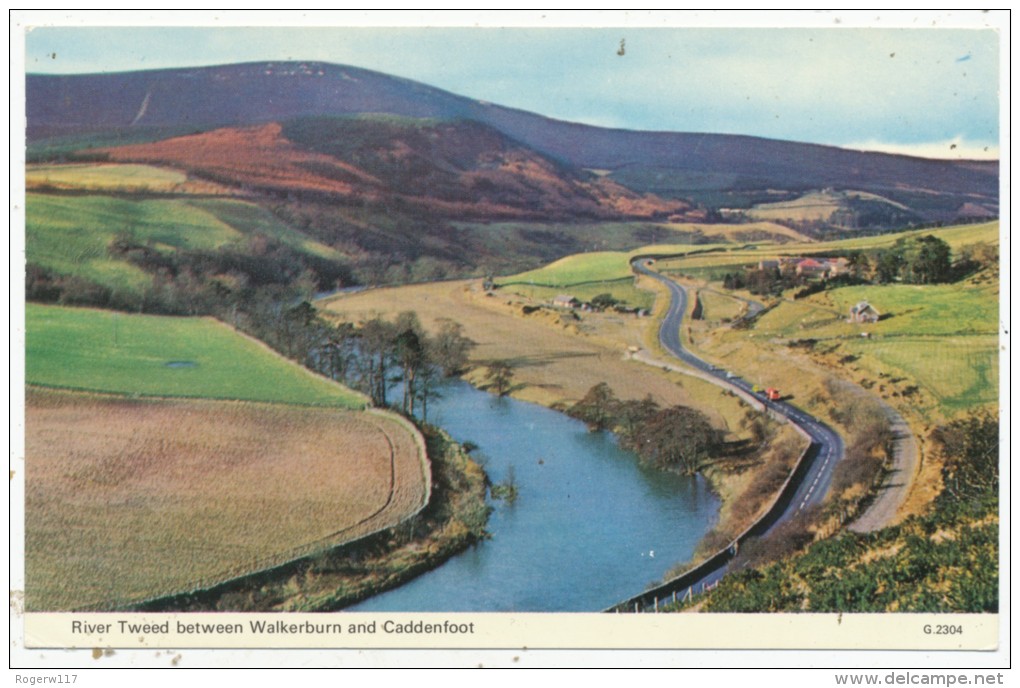 River Tweed Between Walkerburn And Caddenfoot - Peeblesshire