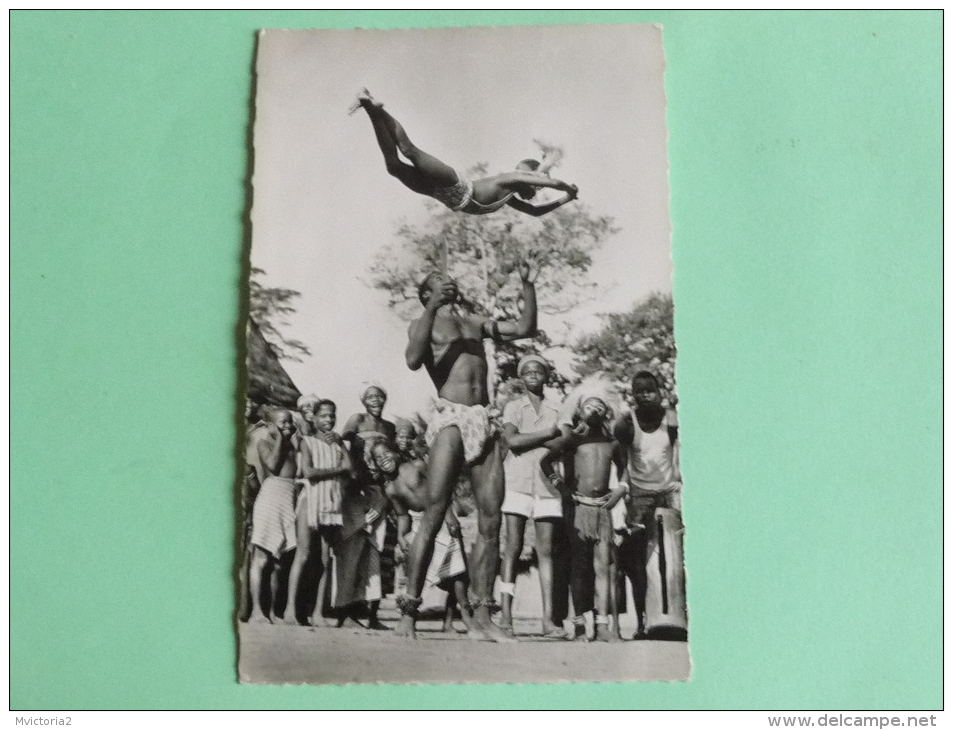 A.O.F - Danseurs Acrobatiques - Non Classés