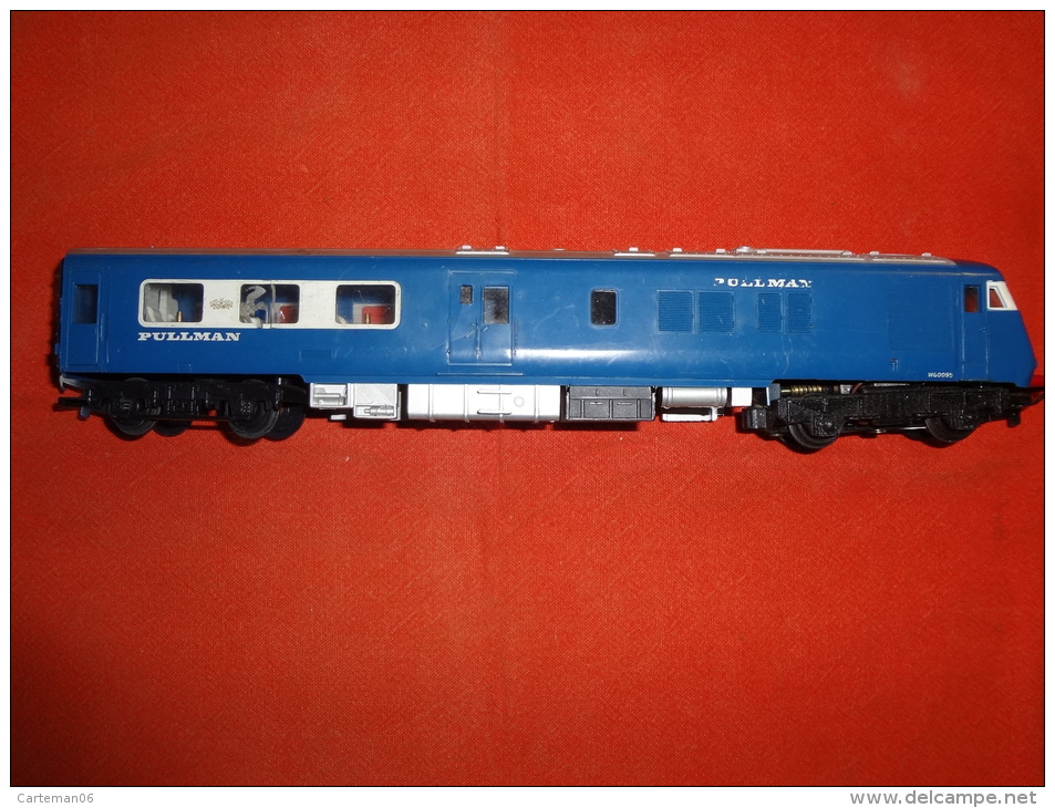 Train - Locomotive "Pullman" - Marque TRIANG Built In Britain (motorisé) - Locomotive