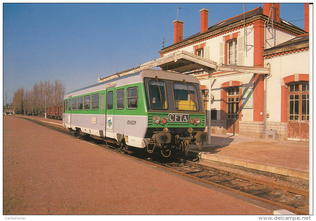 CF 176 PAIMPOL     Train Locomotive Autorail A2E Soulé En Gare - Paimpol