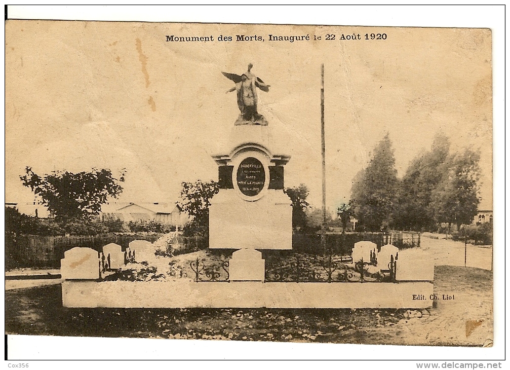 CPA 76 GODERVILLE Monument Des Morts Inauguré Le 22 Août 1920 - Goderville