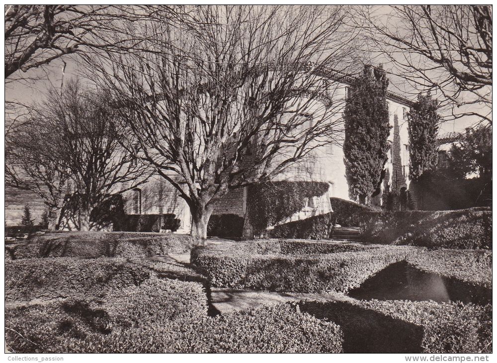 Cp , 06 ,GOURDON , Le Château De Gourdon Vu De La Terrasse - Andere & Zonder Classificatie