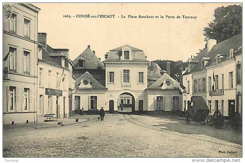 Sept13 327 : Condé-sur-l'Escaut  -  Place Rombaut  -  Porte De Tournay - Conde Sur Escaut