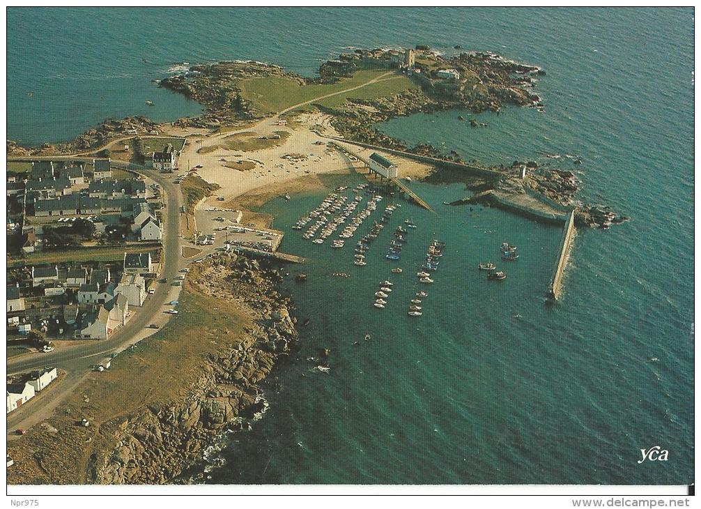 29 De Tregunc A Nevez Par La Cote La Pointe De Trevignon Leport Et La Plage Voitures Bateaux - Névez