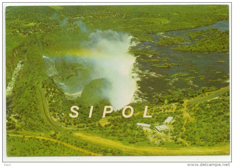 Aerial  View Of The Victoria Falls From Zambia  Voyagé En 1982  Voir 2 Scans - Zimbabwe