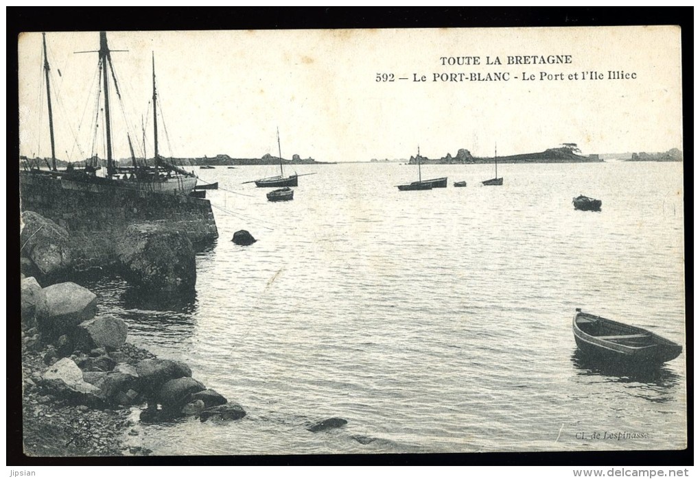 Cpa Du 22  Port Blanc  , Le Port Et L' Ile Illiec  ....  Penvénan MABT02 - Penvénan