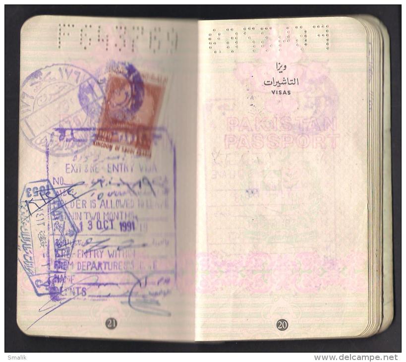 PAKISTAN OLD PASSPORT issued 1990 from JEDDAH Consulate SAUDI ARABIA, 100 Riyals Visa x9 revenue stamps, Full 36 pages,