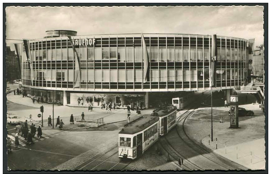 AK Ludwigshafen Am Rhein, Kaufhof, 1961 (16705 - Strassenbahnen