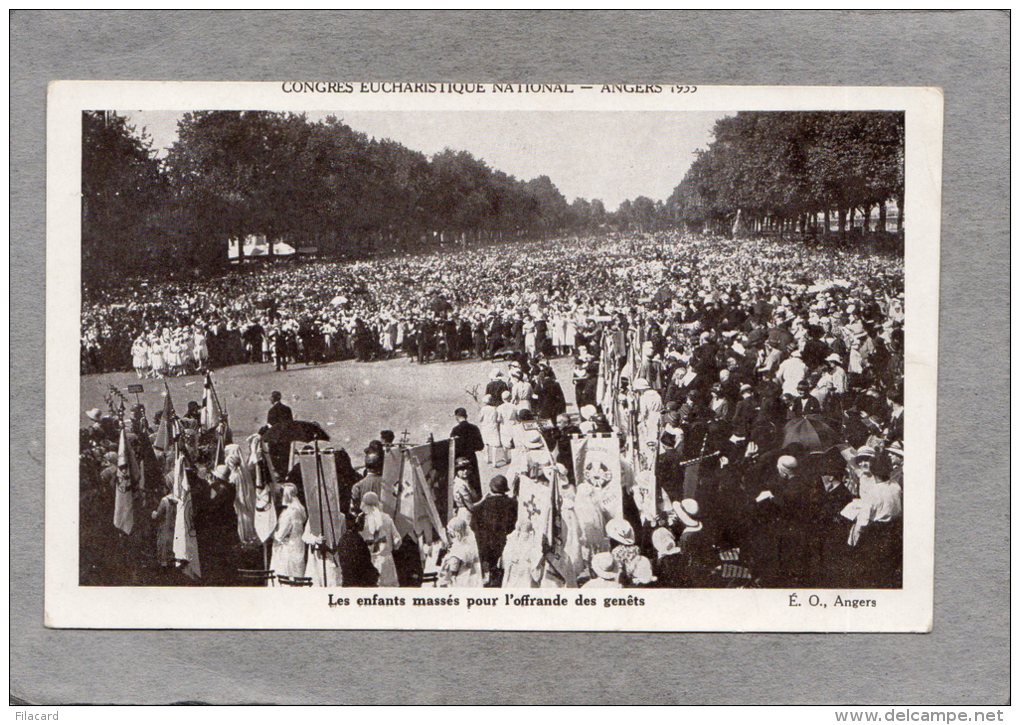 41802    Francia,     Congres  Eucharistique  National  -  Angers 1933 -  Les  Enfants Masses Pour L"offrande De Genets, - Angers