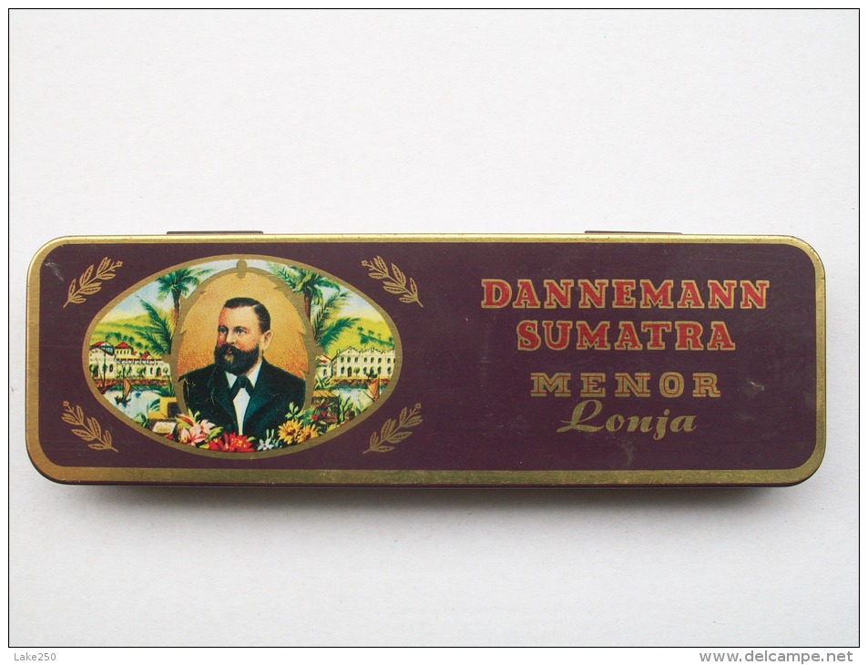 Scatola In Latta Di Sigari DANNEMANN SUMATRA MENOR (CIGAR CIGARRO) - Boites à Tabac Vides