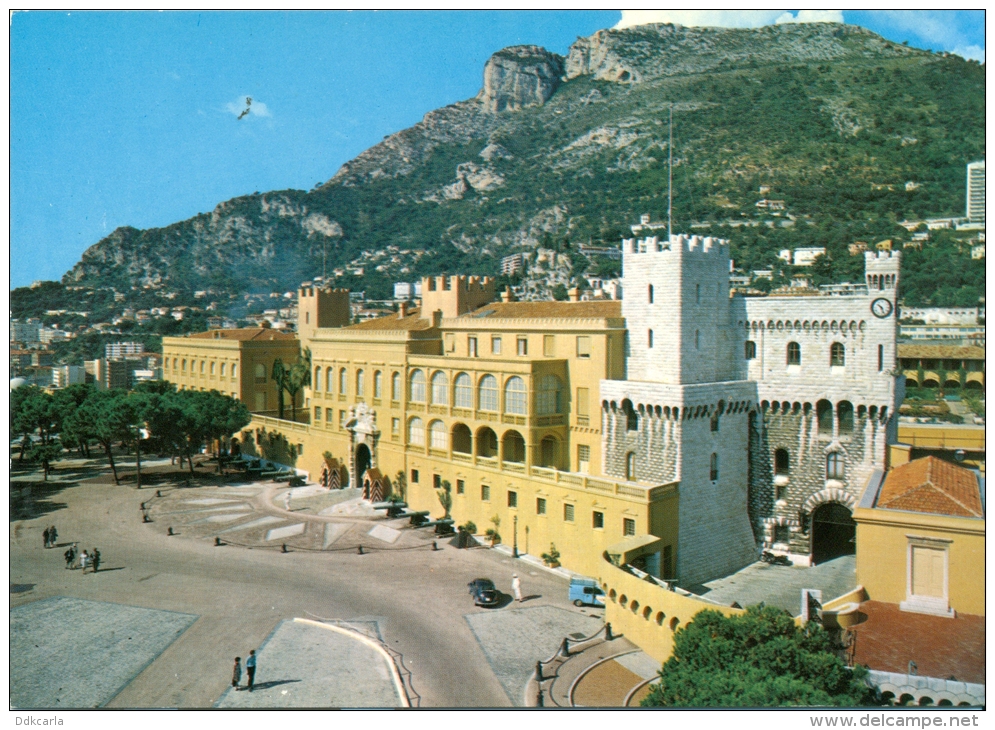 Principauté De Monaco - Le Palais Princier Et La Tête De Chien - Prince's Palace