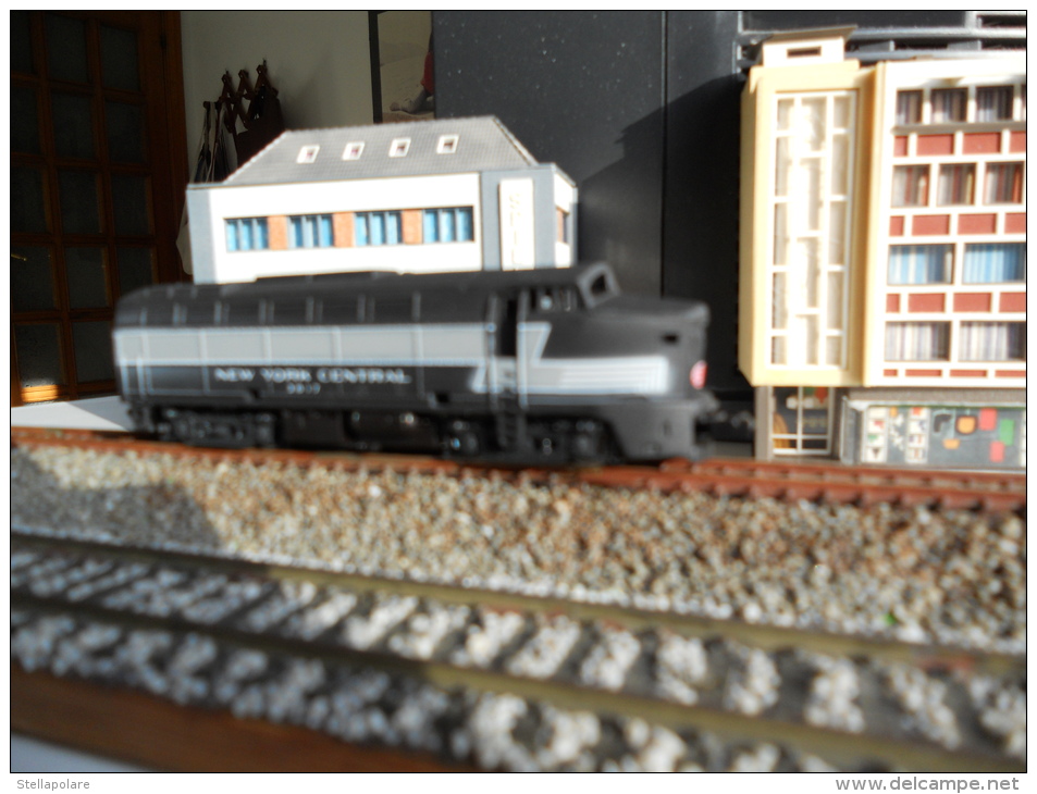 Scala N - SHARK NOSE NEW YORK CENTRAL # 3817 - N SPUR - N GAUGE - AS NEW - Locomotives